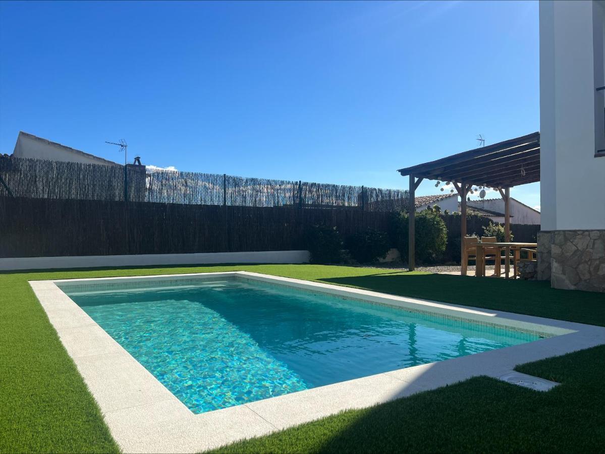 Alemanya 38 Torroella de Montgrí Exterior foto