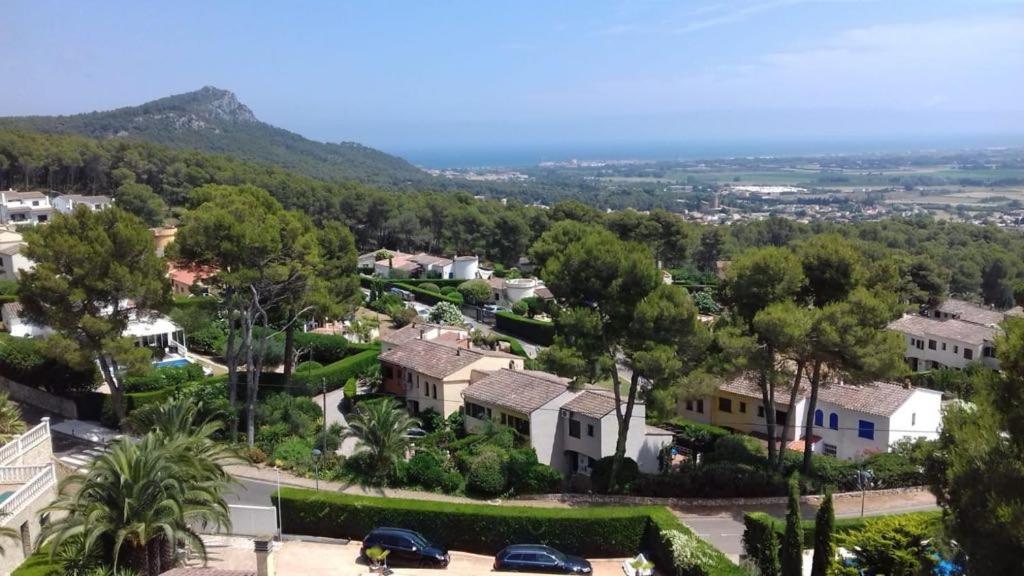 Alemanya 38 Torroella de Montgrí Exterior foto